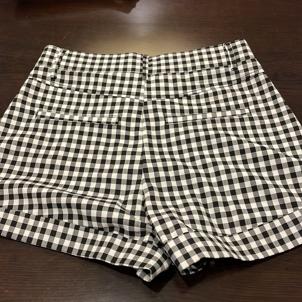 Zara plaid high rise shorts - Picture 2 of 3